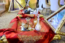 История декоративной косметики